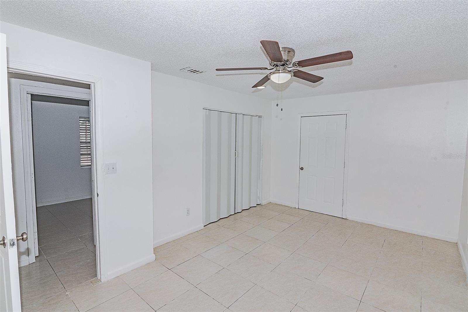 PINE CREST VILLA ADD 6 - Residential