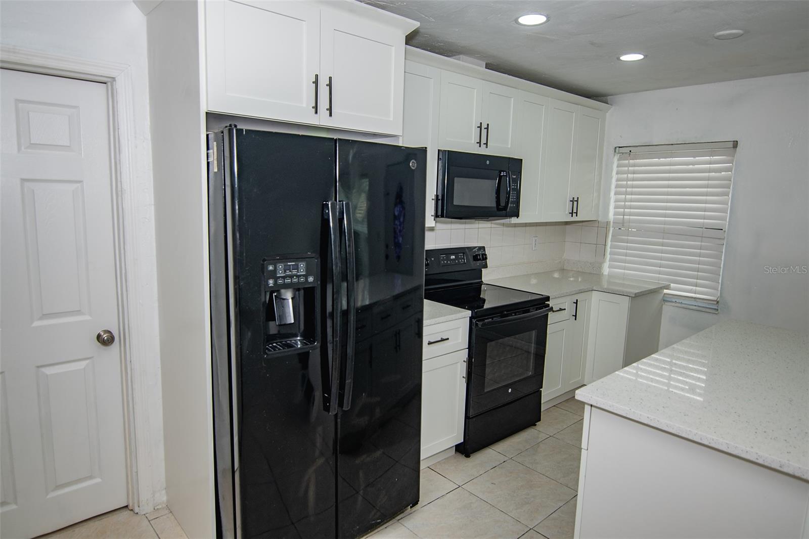 PINE CREST VILLA ADD 6 - Residential