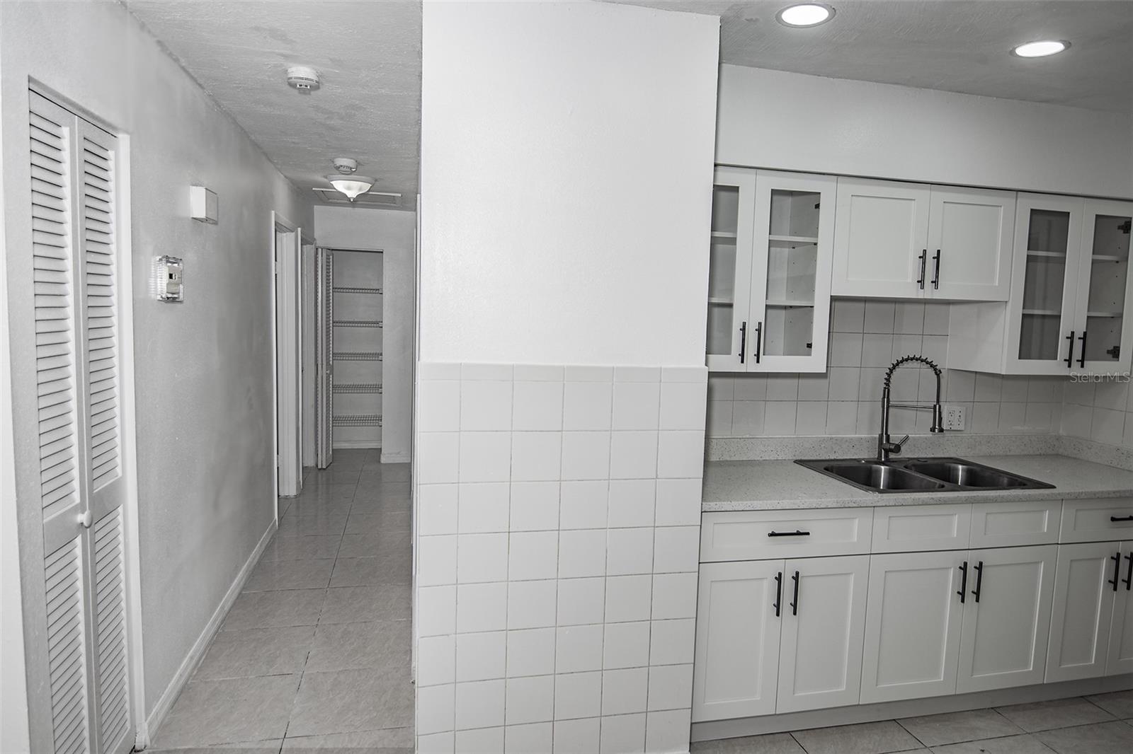 PINE CREST VILLA ADD 6 - Residential