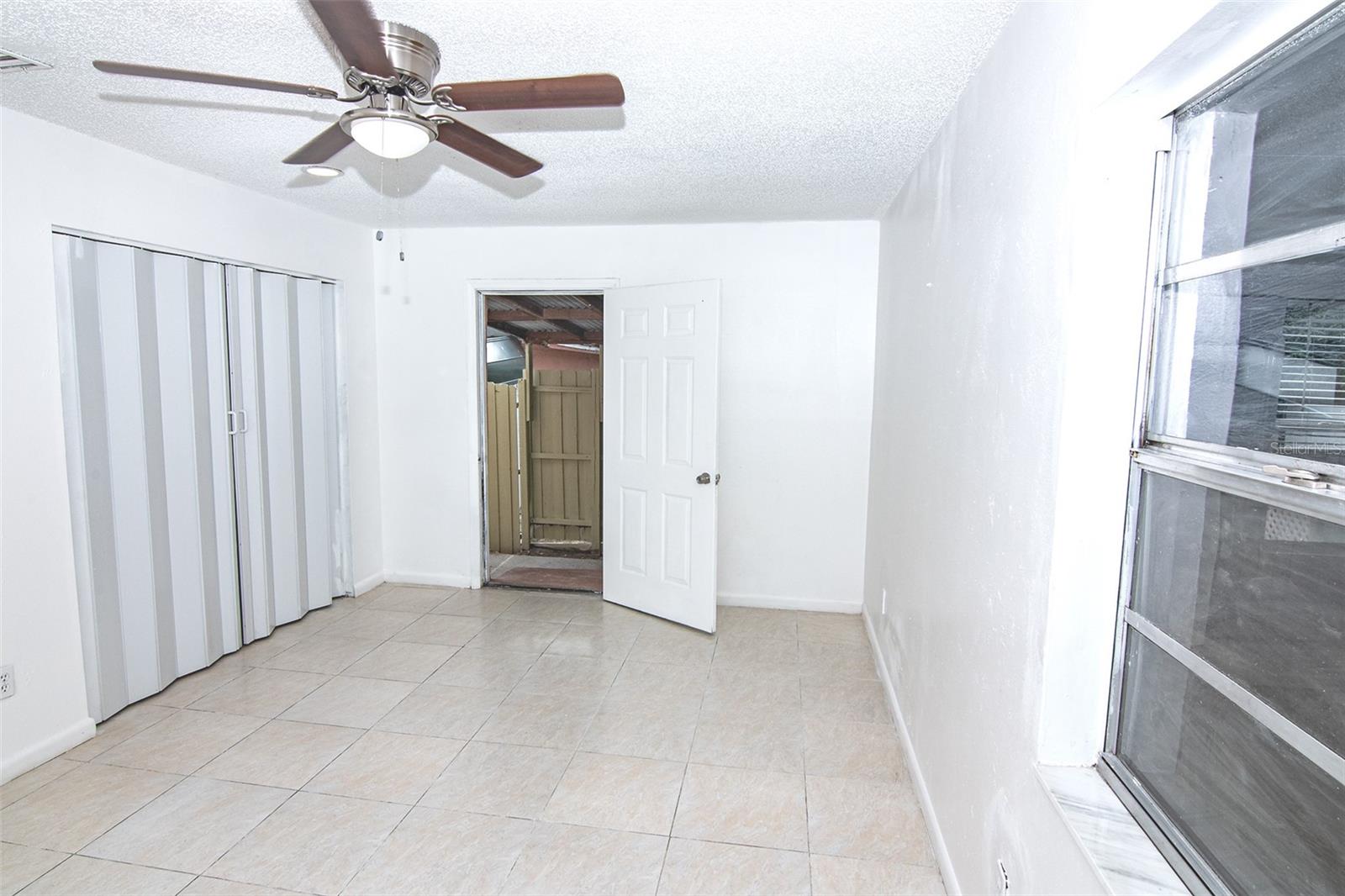 PINE CREST VILLA ADD 6 - Residential