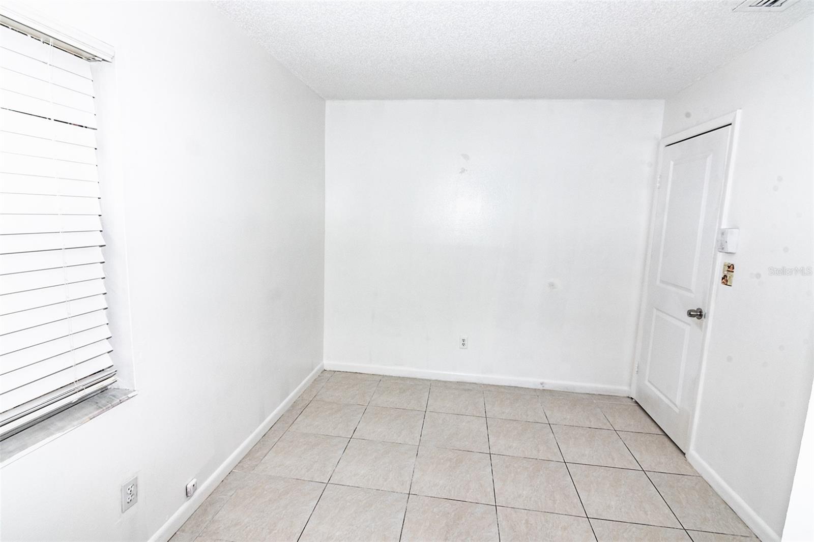 PINE CREST VILLA ADD 6 - Residential