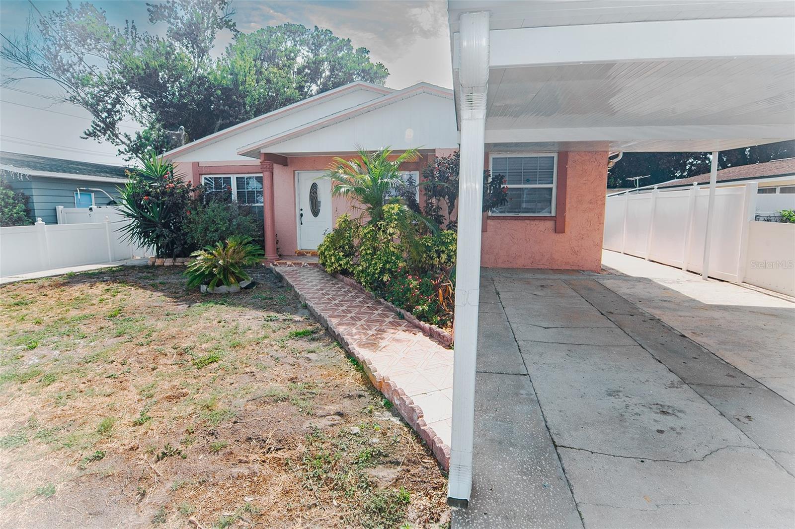PINE CREST VILLA ADD 6 - Residential