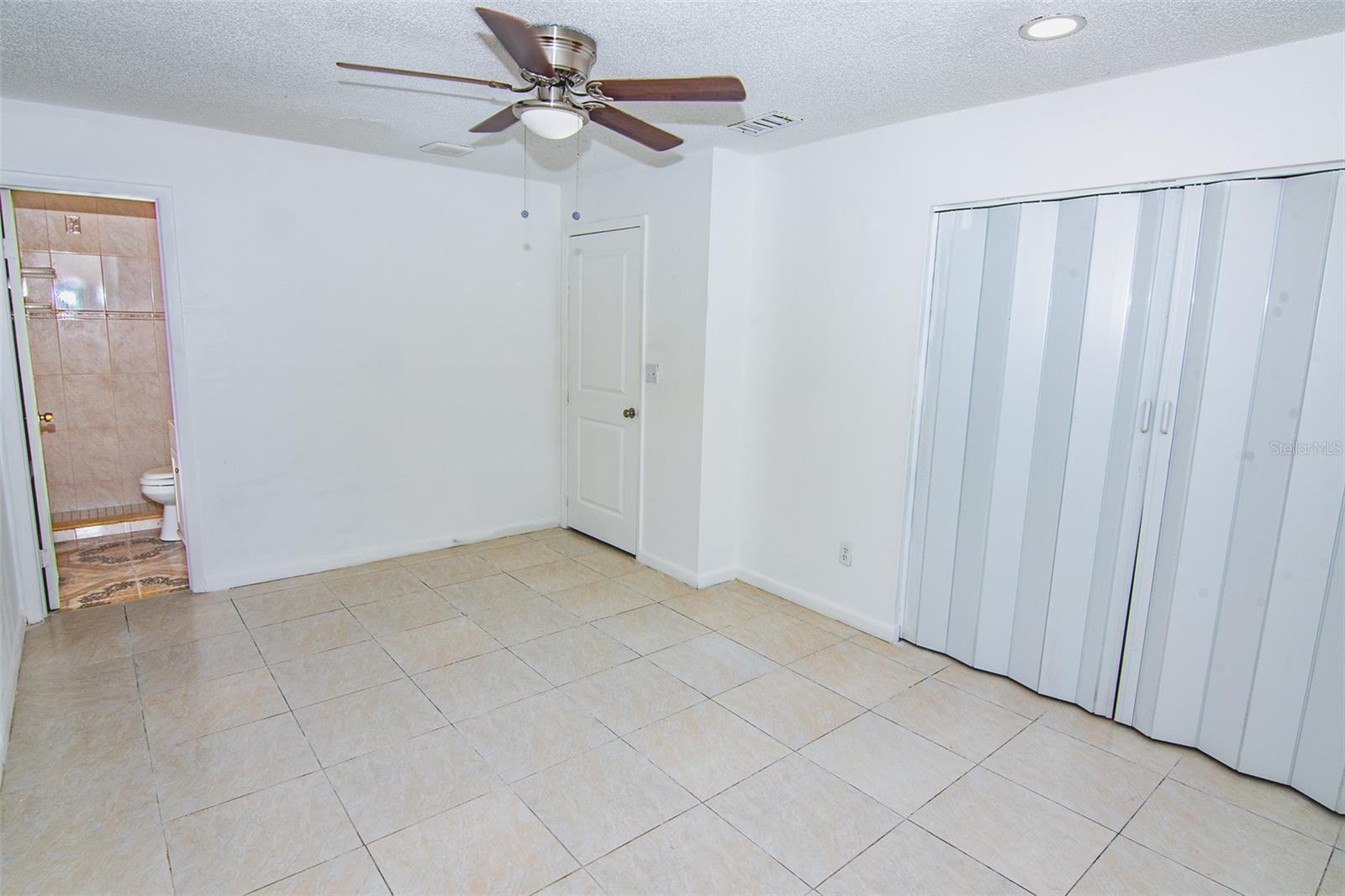 PINE CREST VILLA ADD 6 - Residential