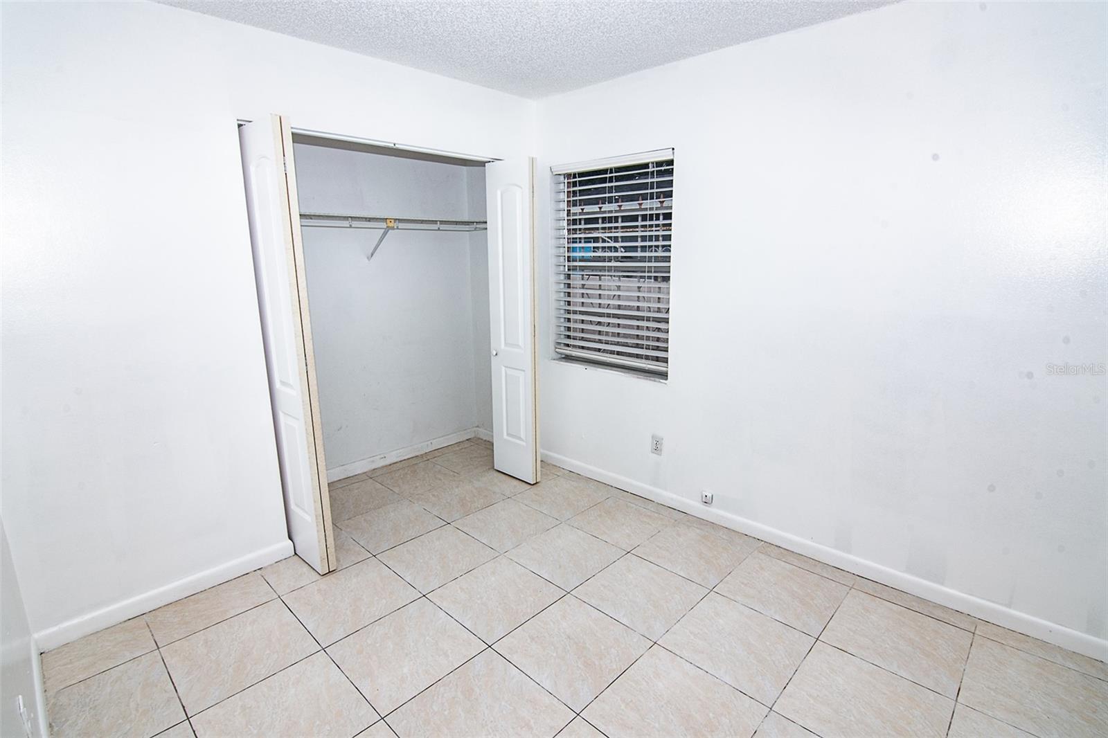 PINE CREST VILLA ADD 6 - Residential
