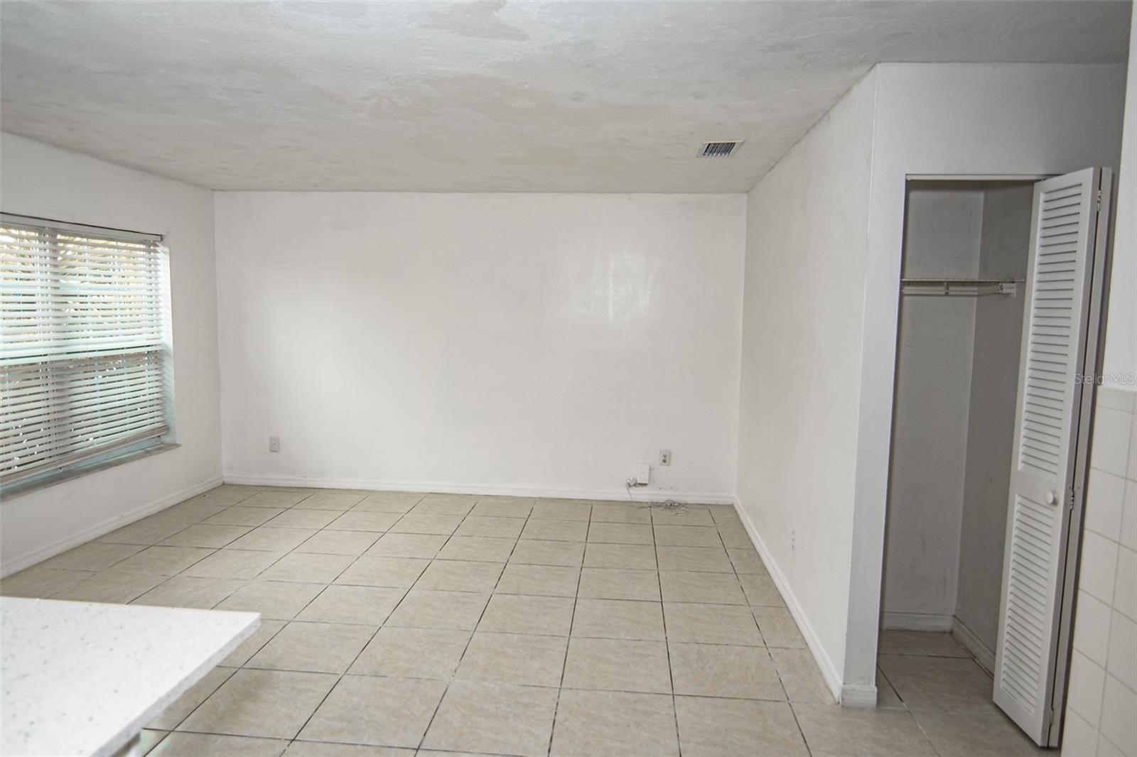 PINE CREST VILLA ADD 6 - Residential