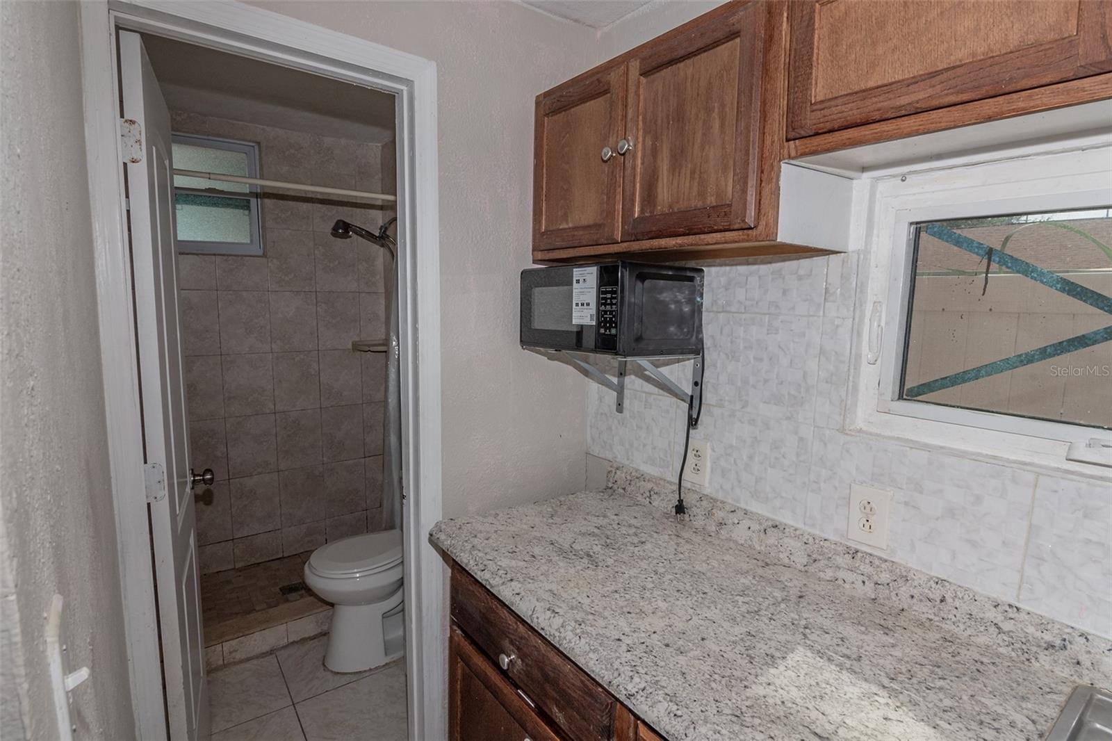PINE CREST VILLA ADD 6 - Residential