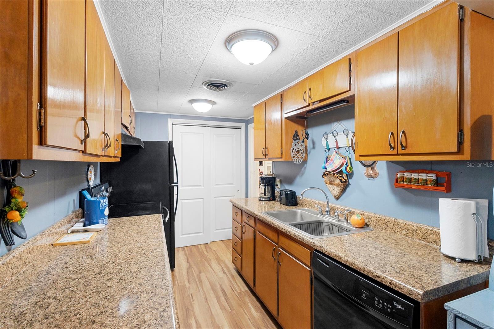 SMOCKS BLK 17 - Residential