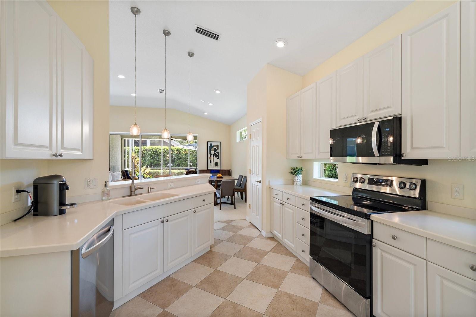 HARBORAGE ON BRADEN RIVER PH I - Residential