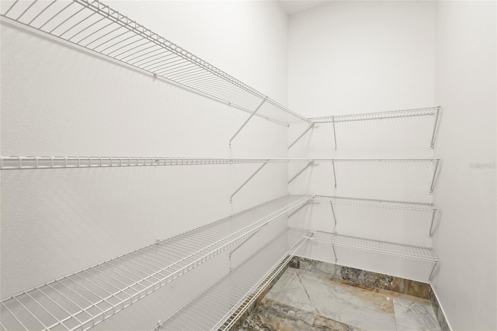 MORGANS 38 - Residential