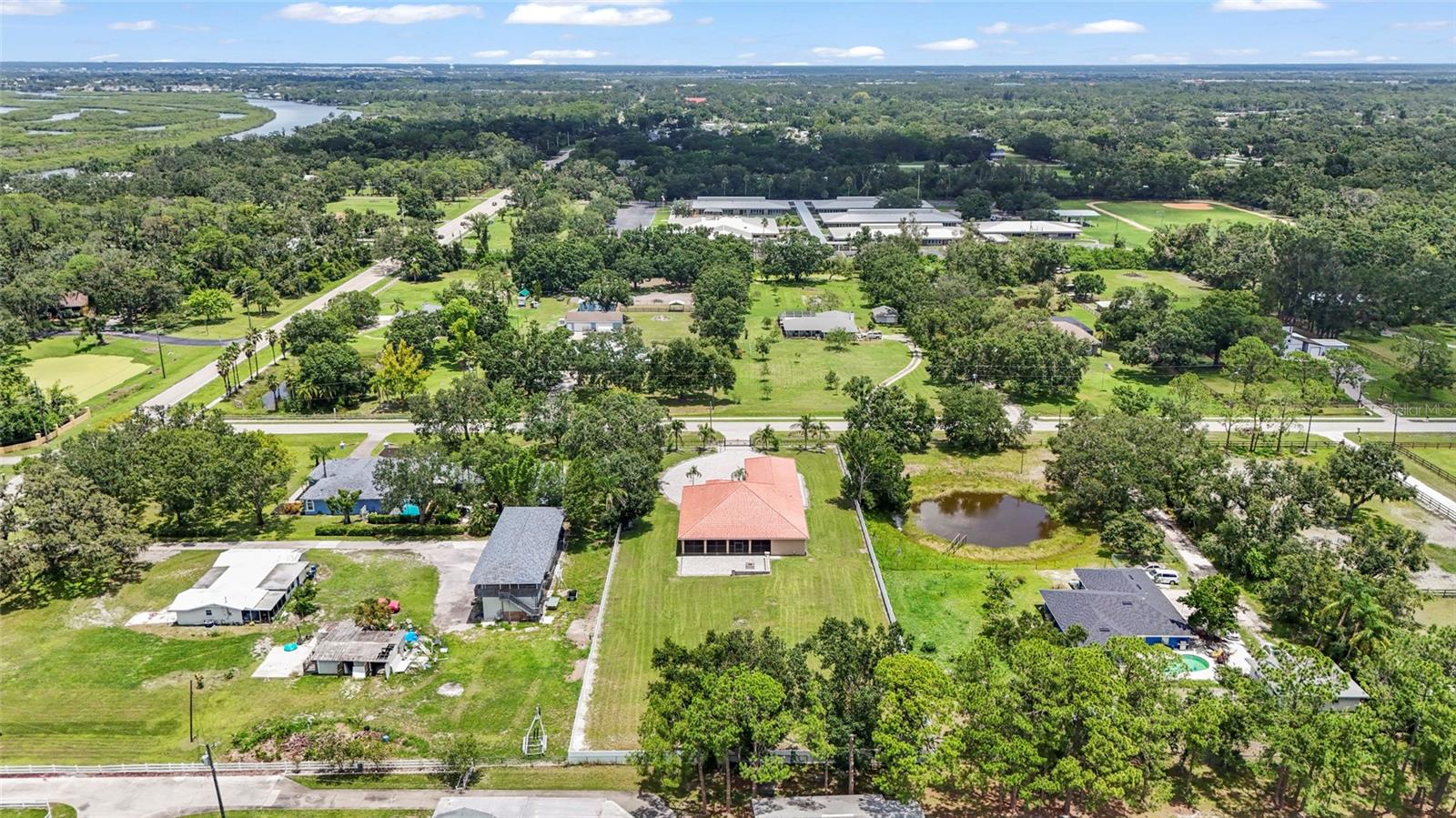 MORGANS 38 - Residential