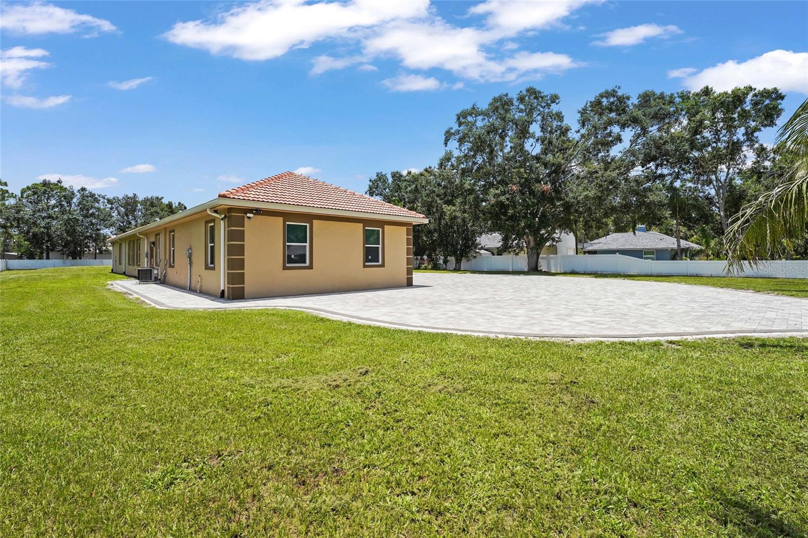 MORGANS 38 - Residential