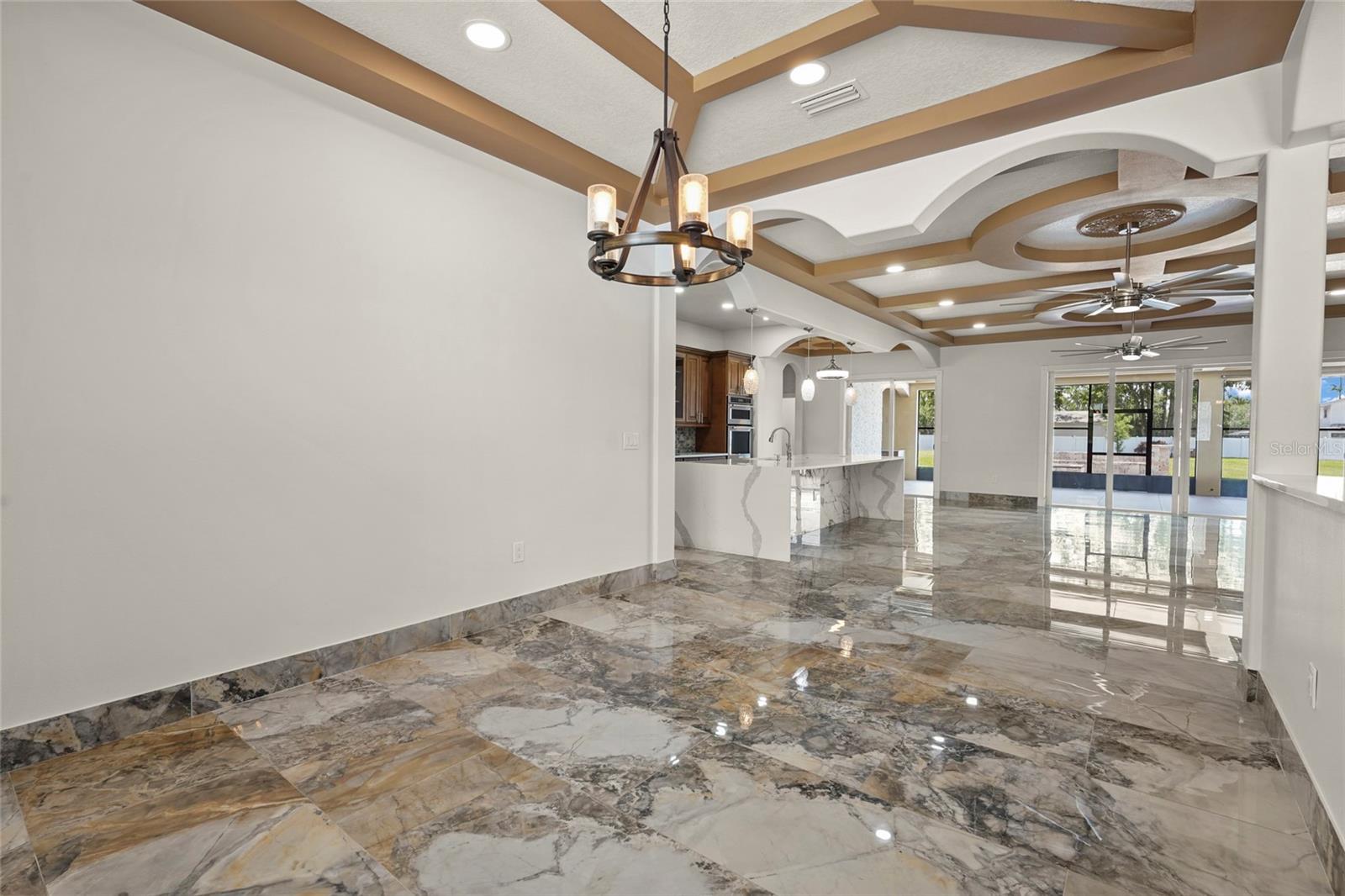 MORGANS 38 - Residential