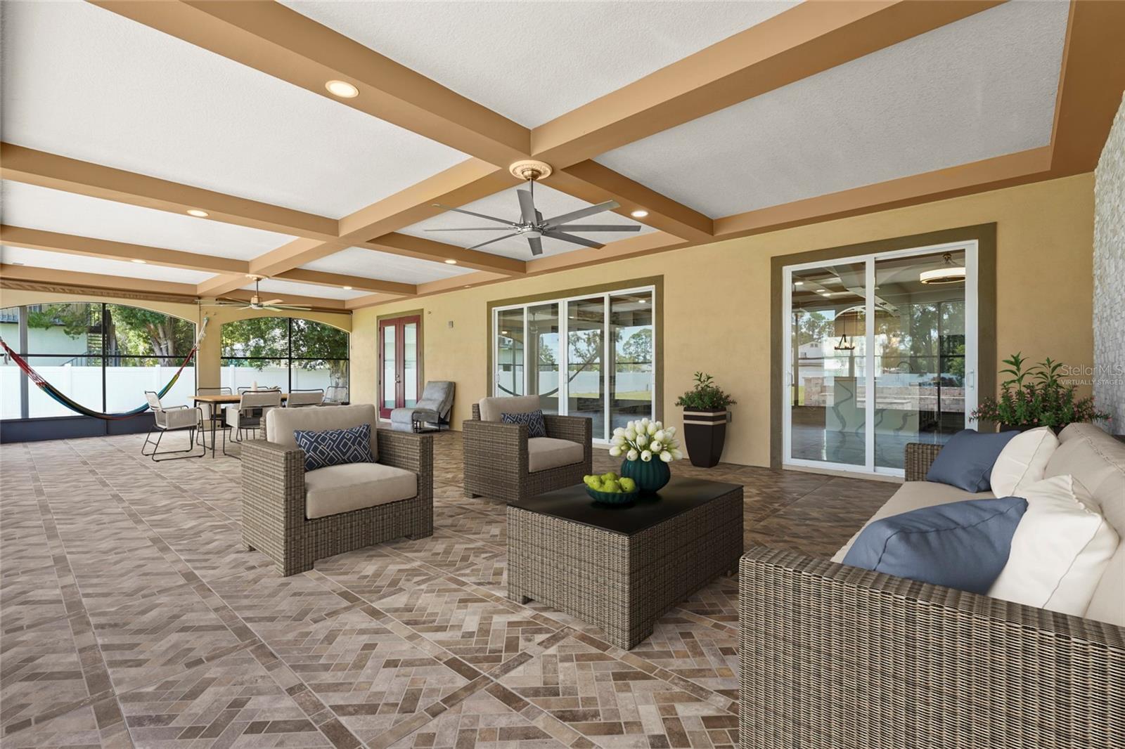 MORGANS 38 - Residential