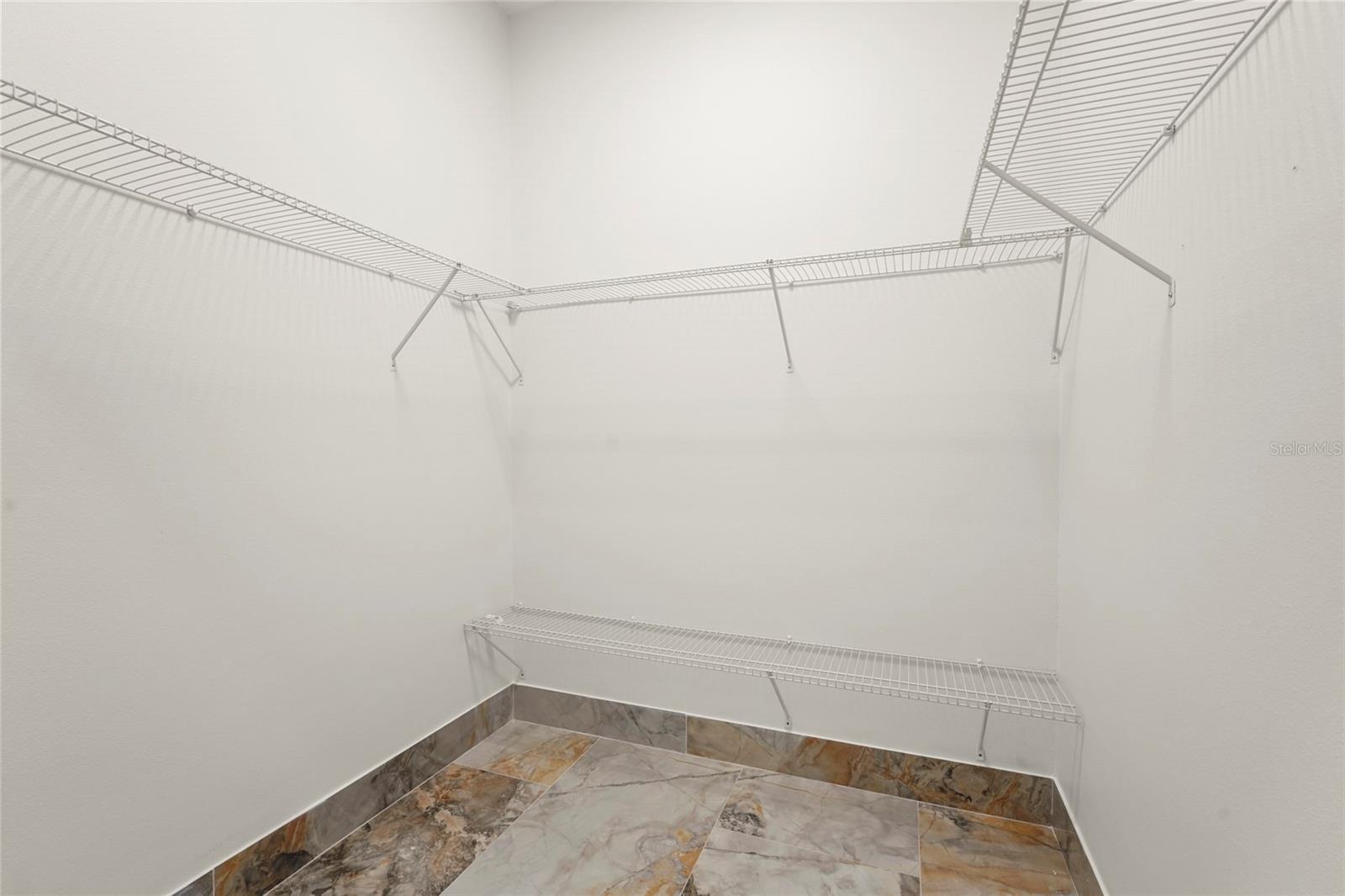 MORGANS 38 - Residential