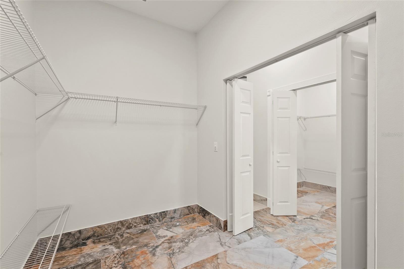 MORGANS 38 - Residential