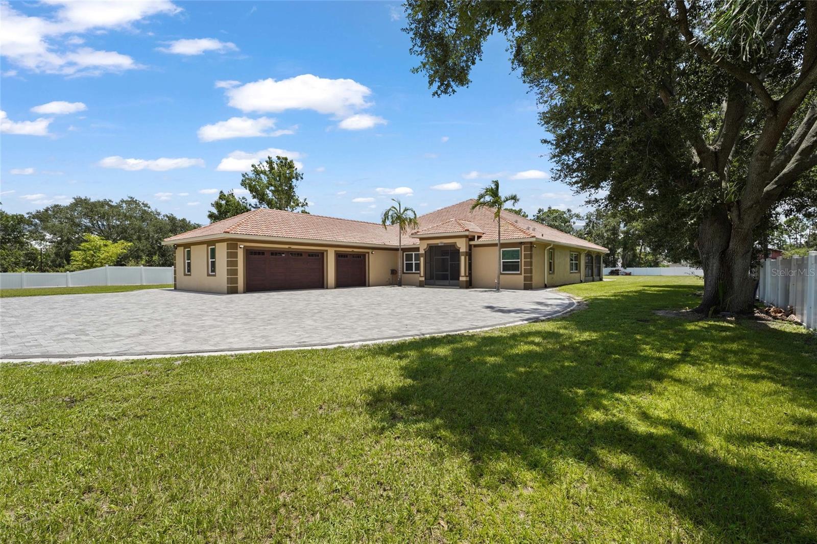 MORGANS 38 - Residential