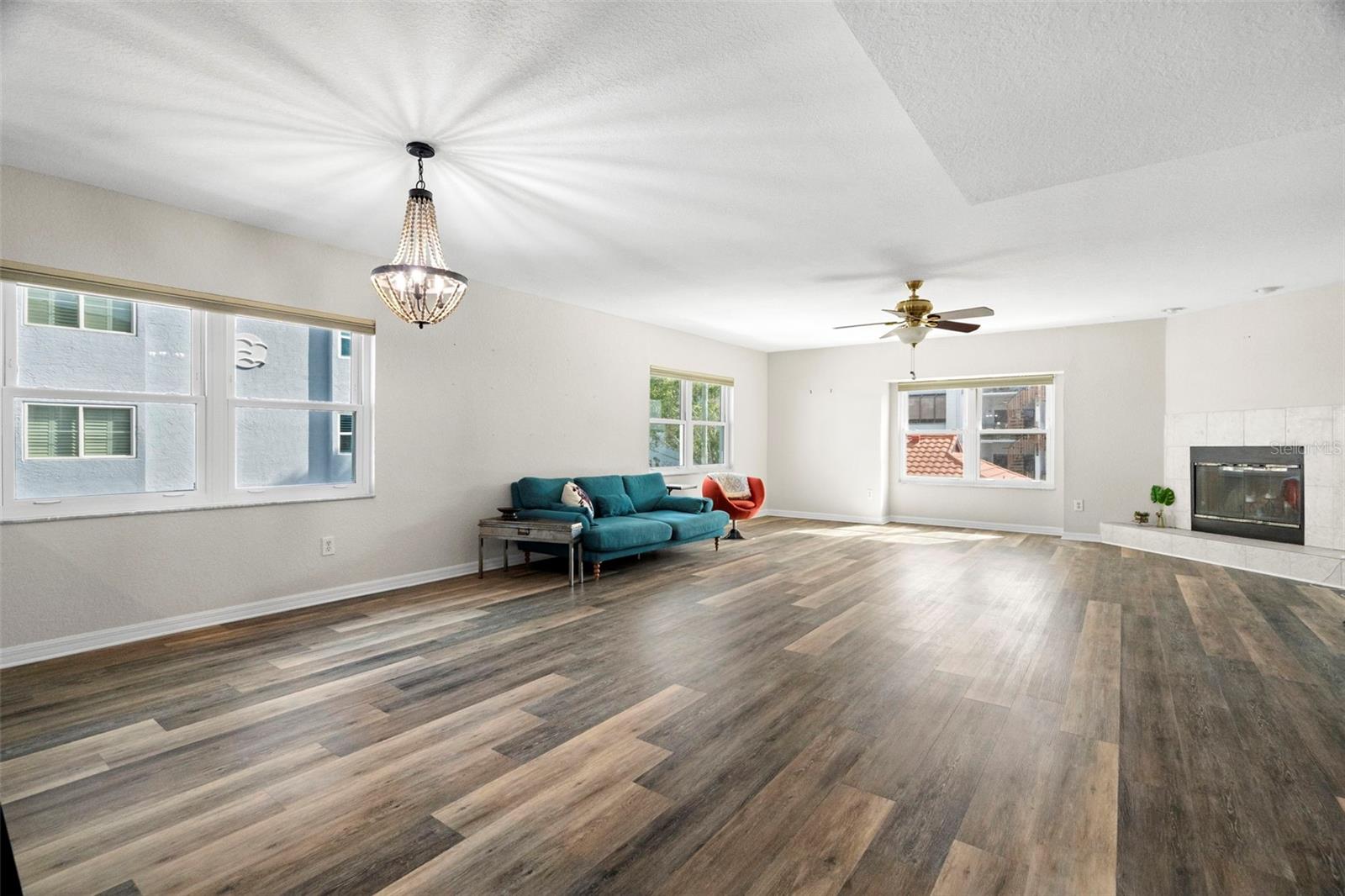 TERN BAY TWNHMS - Residential