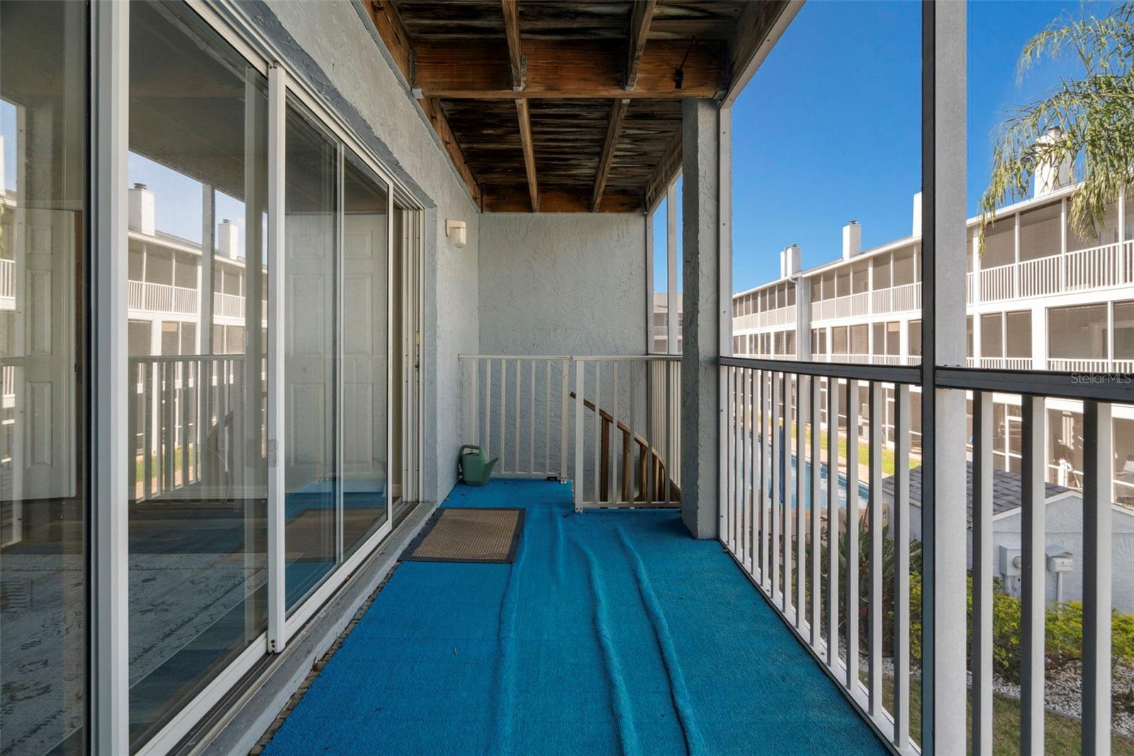 TERN BAY TWNHMS - Residential