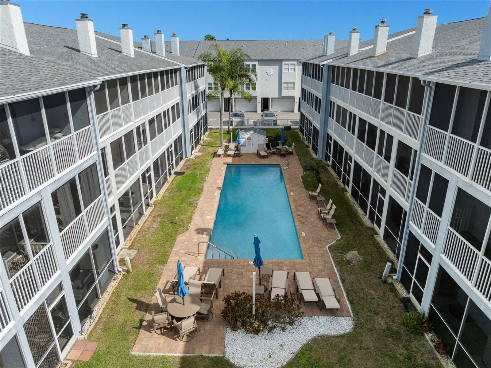 TERN BAY TWNHMS - Residential