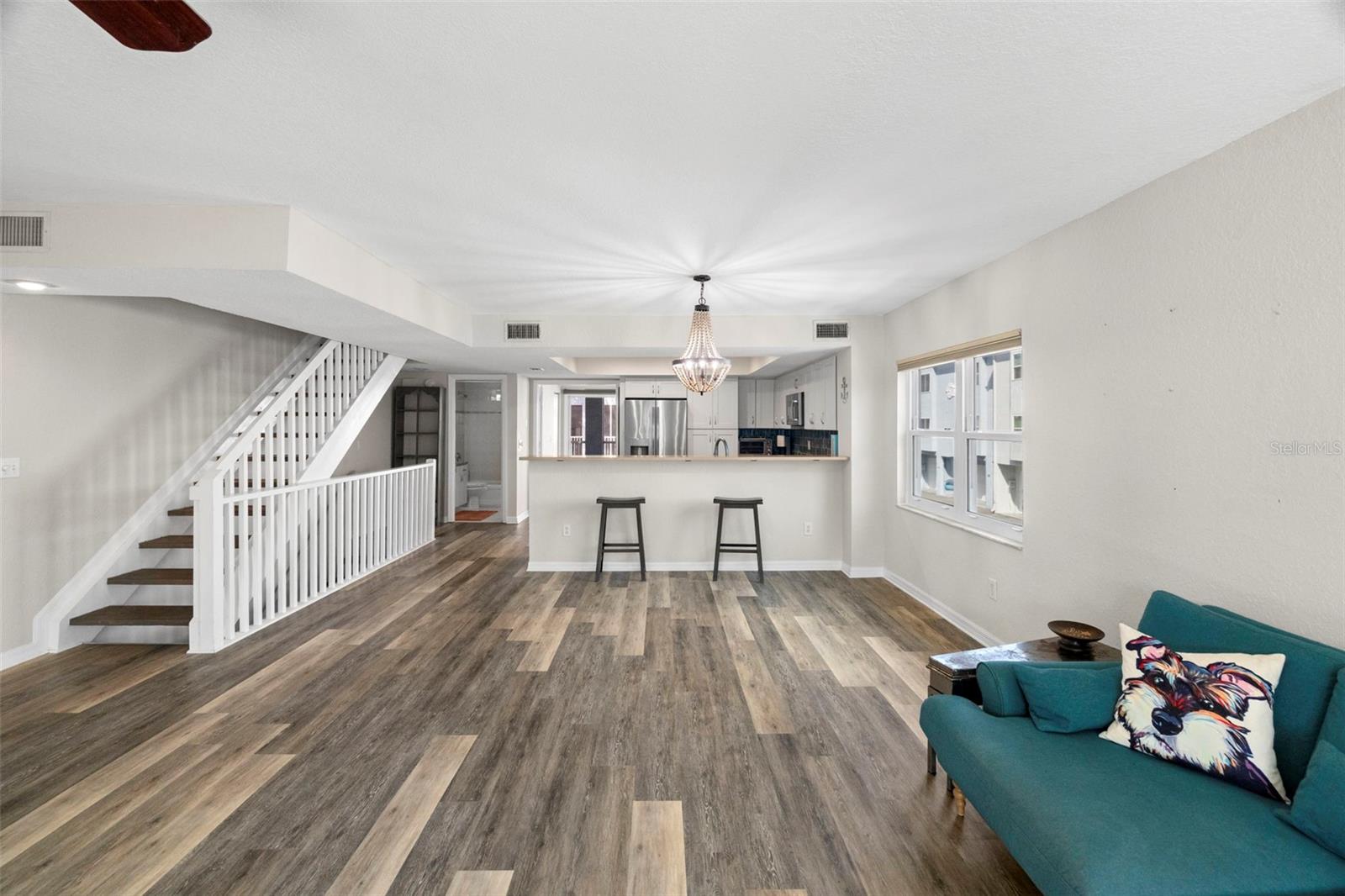 TERN BAY TWNHMS - Residential