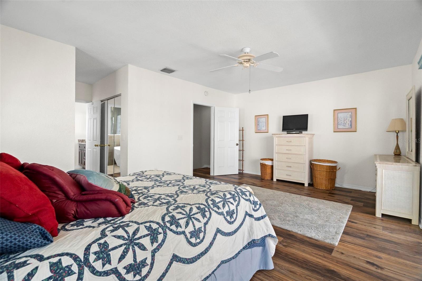 TERN BAY TWNHMS - Residential