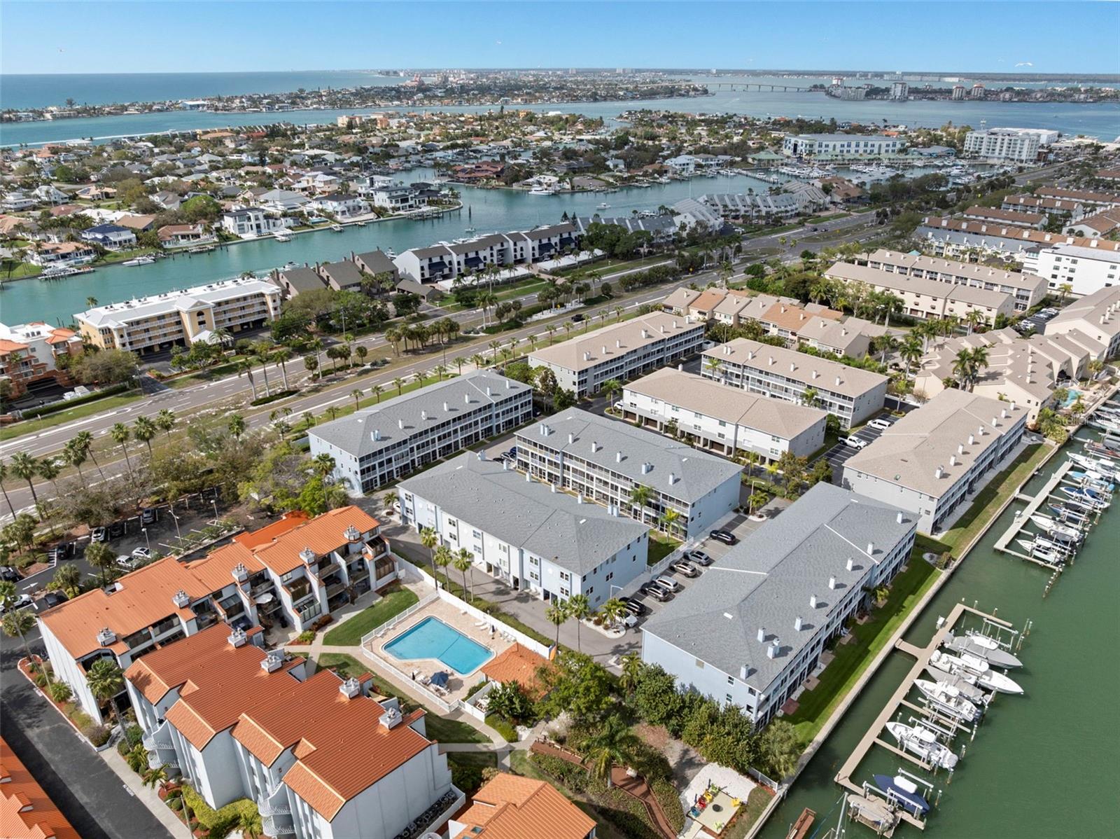 TERN BAY TWNHMS - Residential