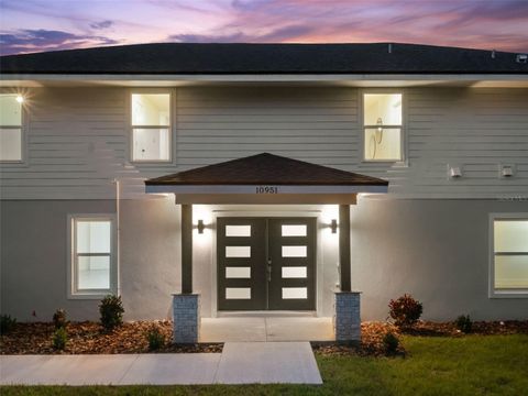 Tiny photo for 10951 Autumn Ln, Clermont, FL 34711 (MLS # G5103607)