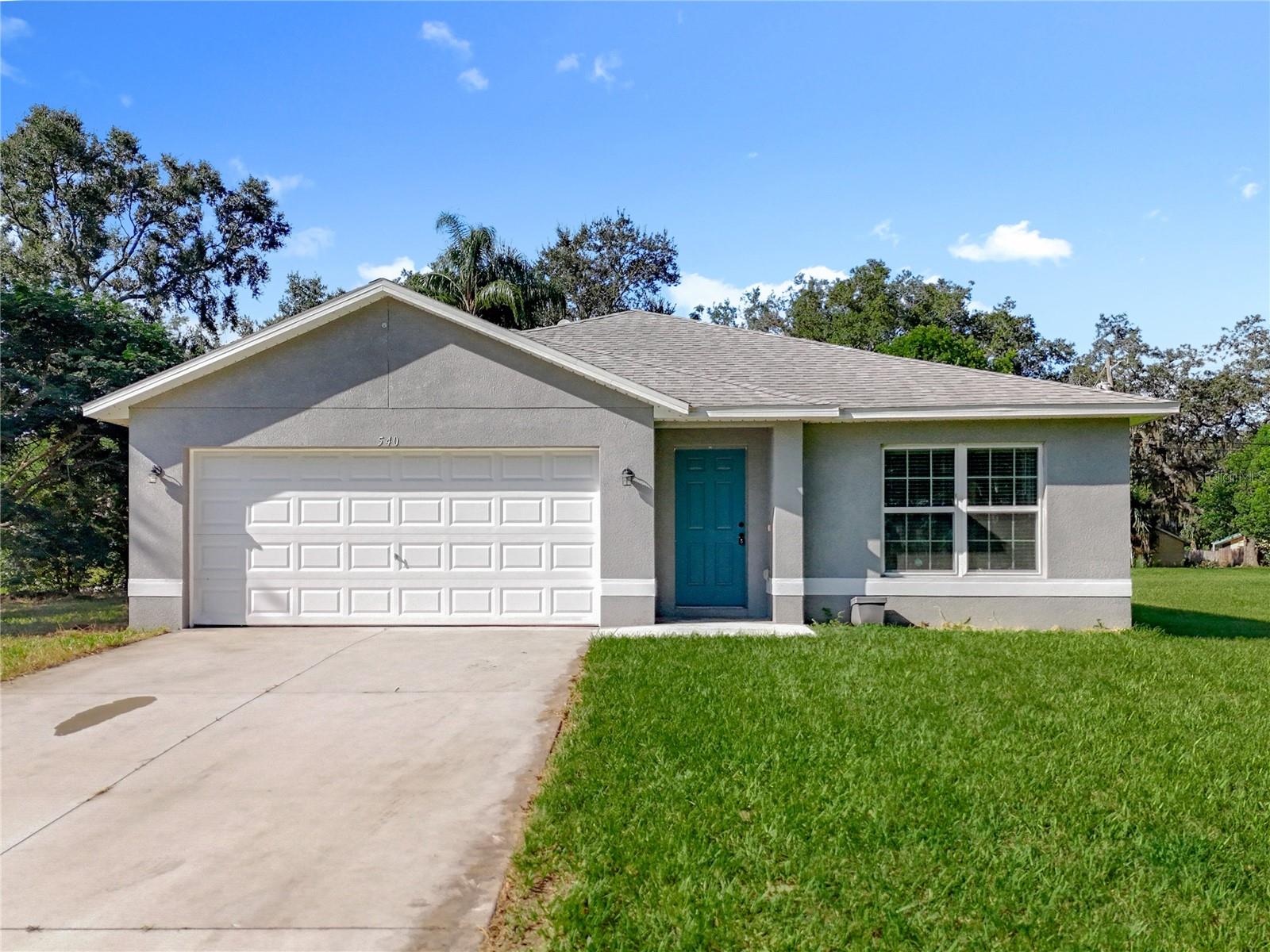 GROVELAND - Residential