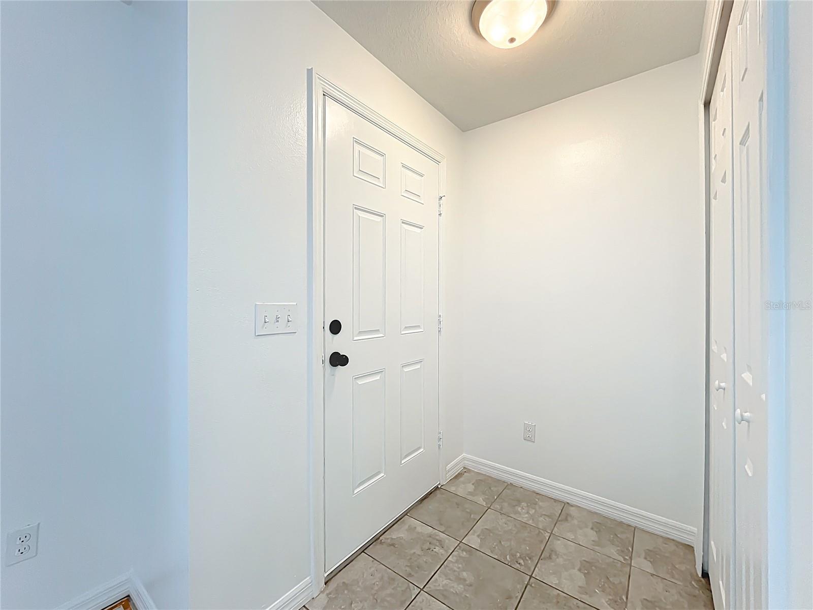 GROVELAND - Residential