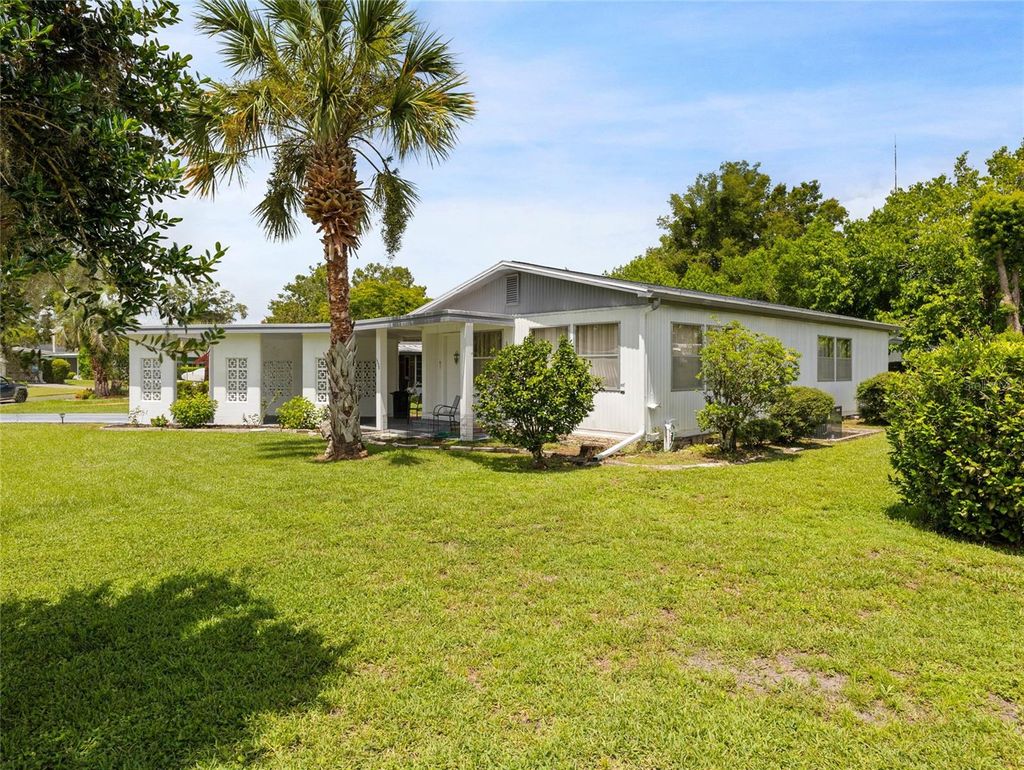 Photo of 3226 SE 39th Avenue, Ocala, FL 34480 (MLS # OM705968)