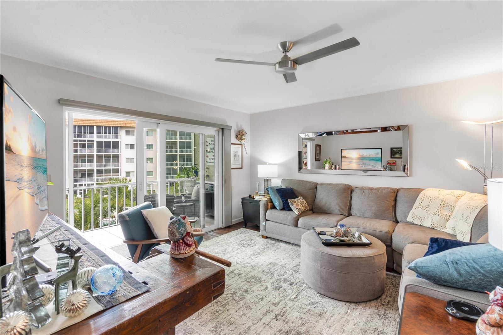 RIVER OAKS SEC B - Residential