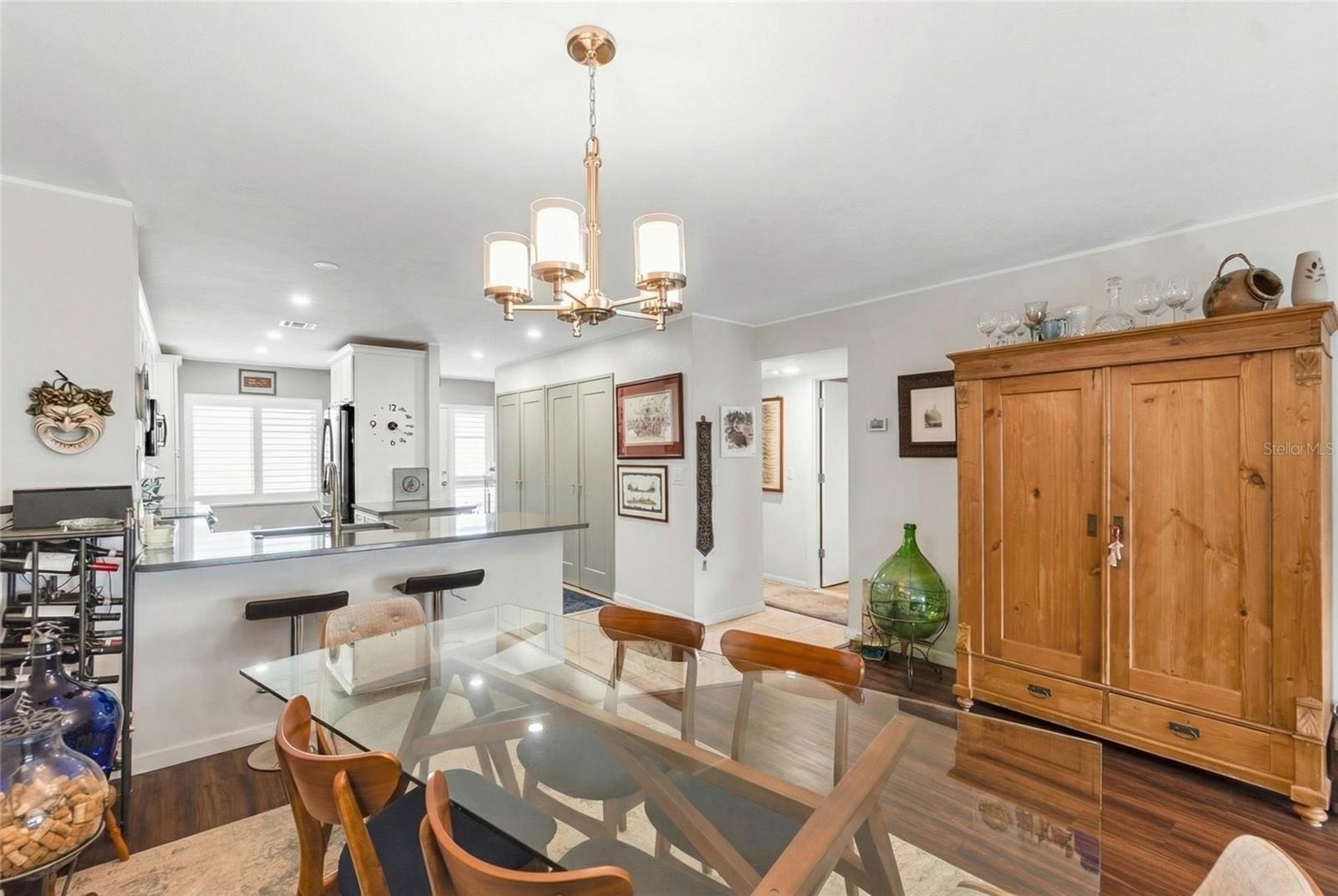 RIVER OAKS SEC B - Residential