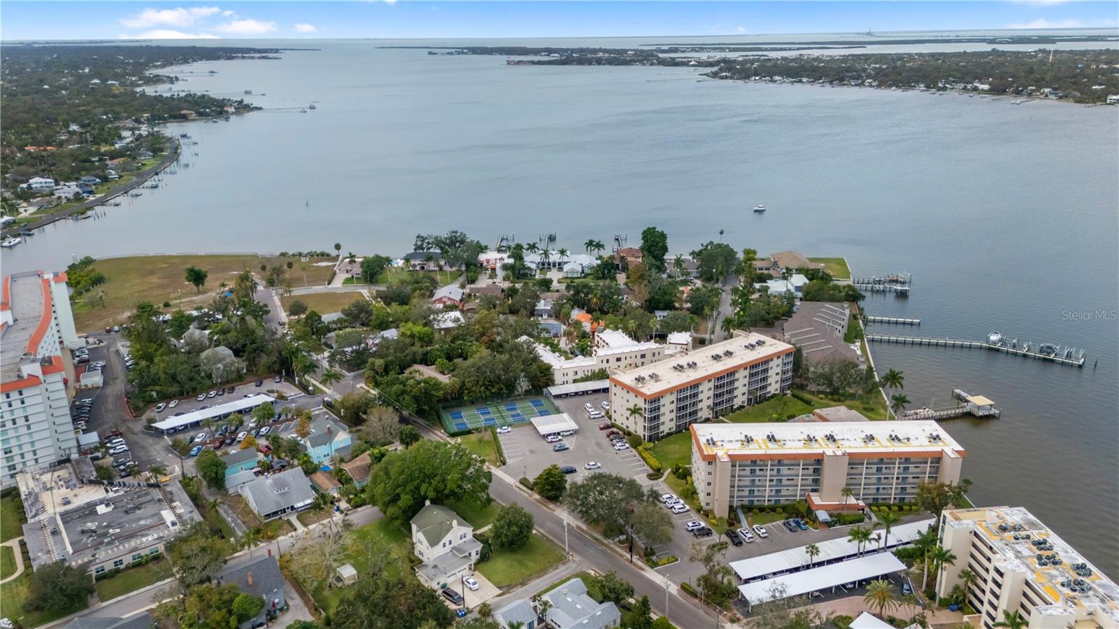 RIVER OAKS SEC B - Residential