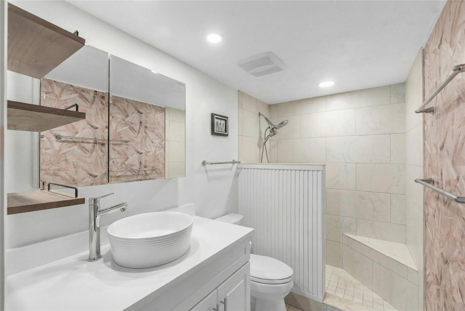 RIVER OAKS SEC B - Residential