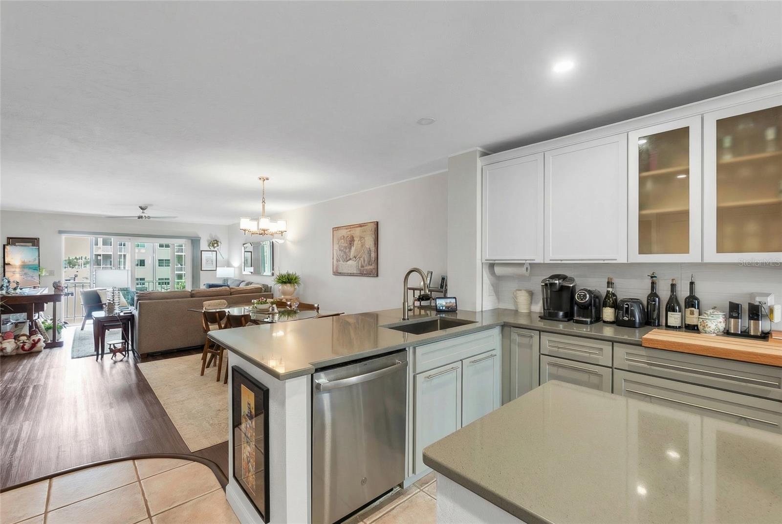 RIVER OAKS SEC B - Residential