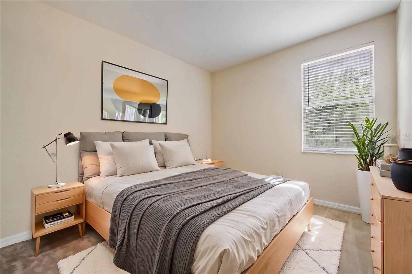 SEVEN OAKS - Residential