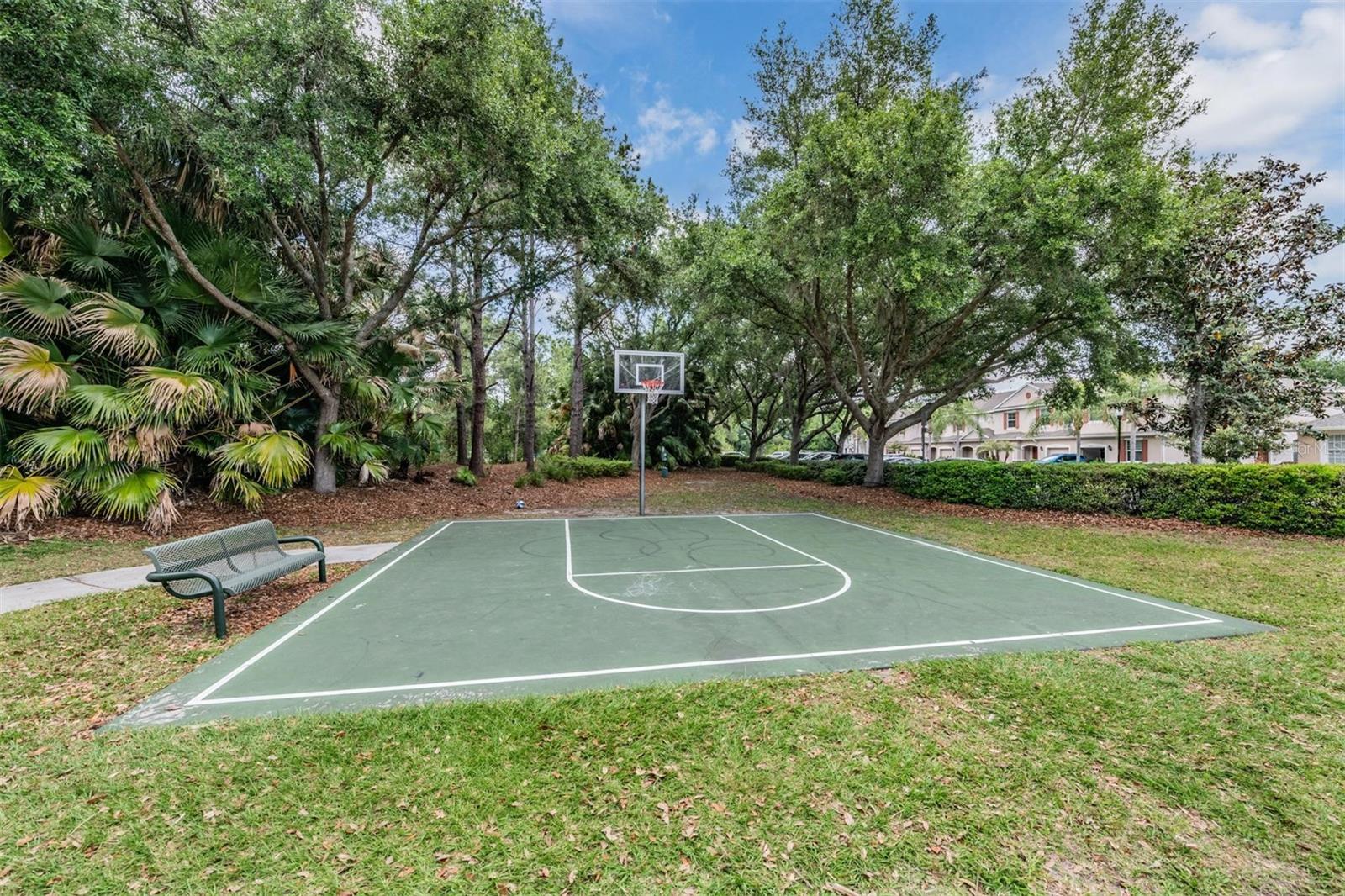 SEVEN OAKS - Residential