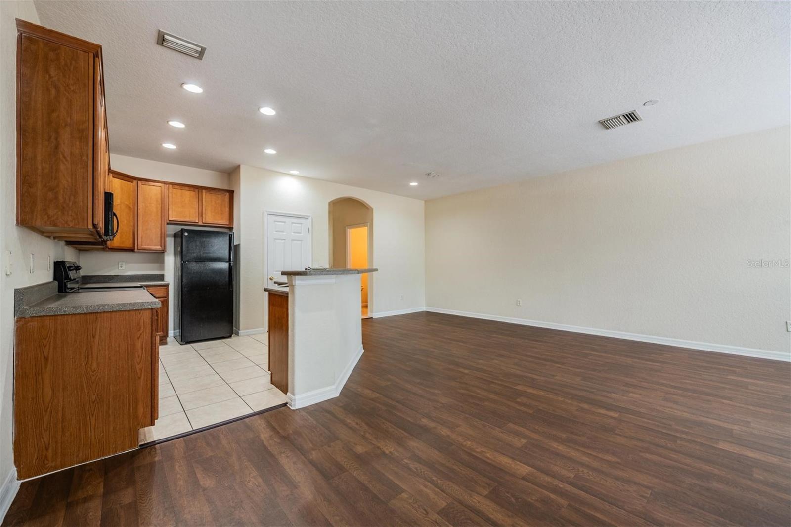 SEVEN OAKS - Residential