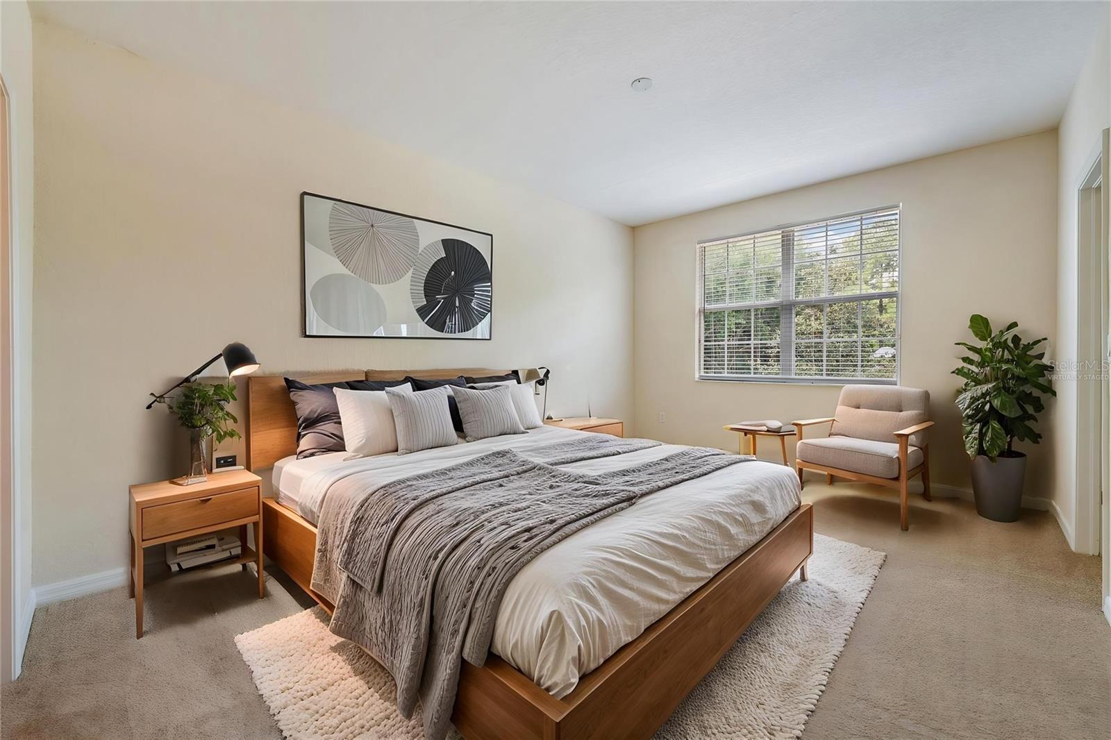 SEVEN OAKS - Residential