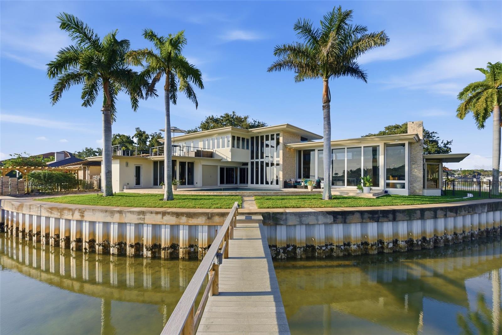 SNELL ISLE BRIGHTWATERS CIRCLE - Residential