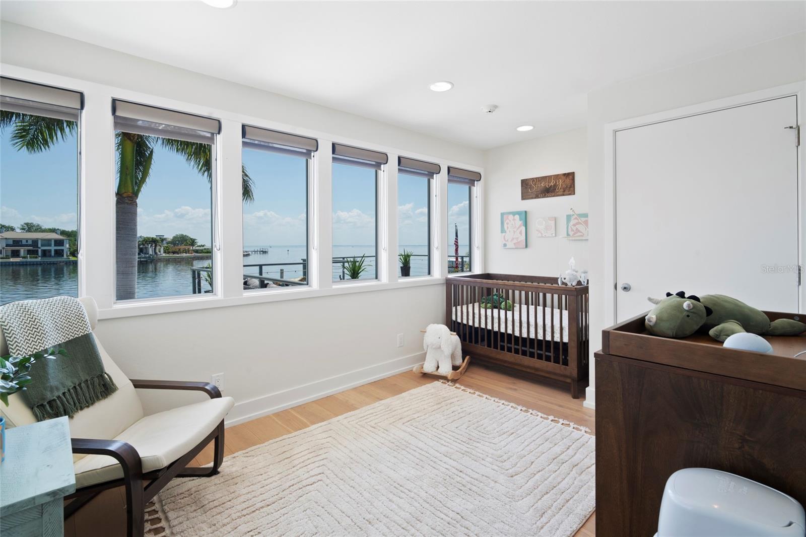 SNELL ISLE BRIGHTWATERS CIRCLE - Residential