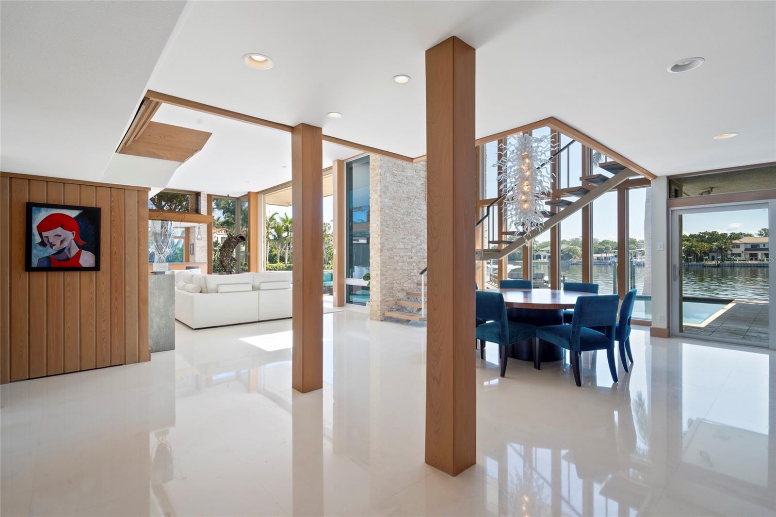 SNELL ISLE BRIGHTWATERS CIRCLE - Residential