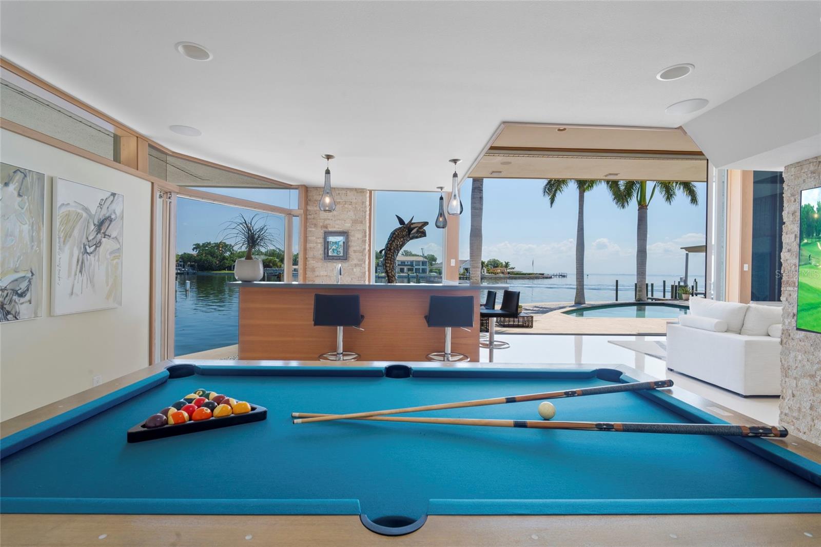 SNELL ISLE BRIGHTWATERS CIRCLE - Residential