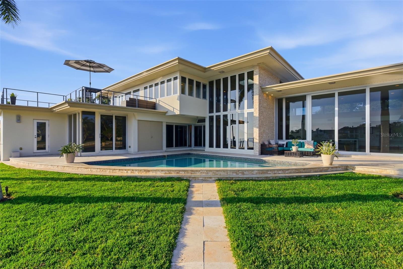 SNELL ISLE BRIGHTWATERS CIRCLE - Residential