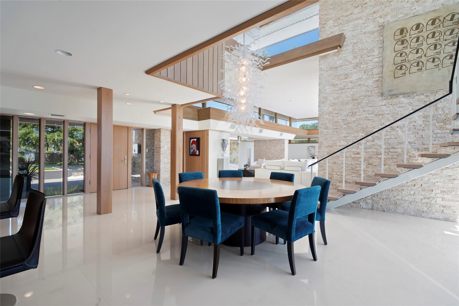 SNELL ISLE BRIGHTWATERS CIRCLE - Residential