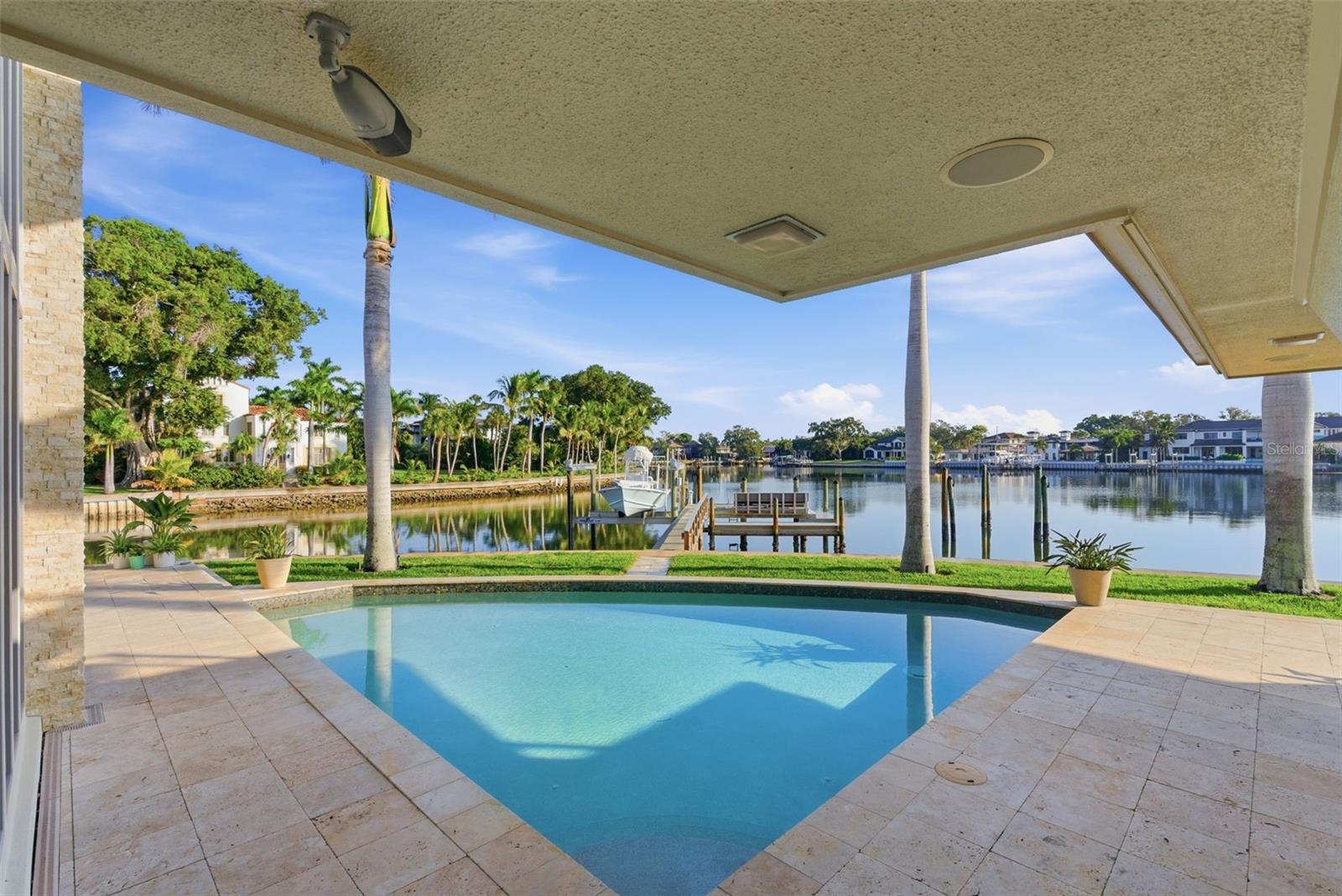 SNELL ISLE BRIGHTWATERS CIRCLE - Residential