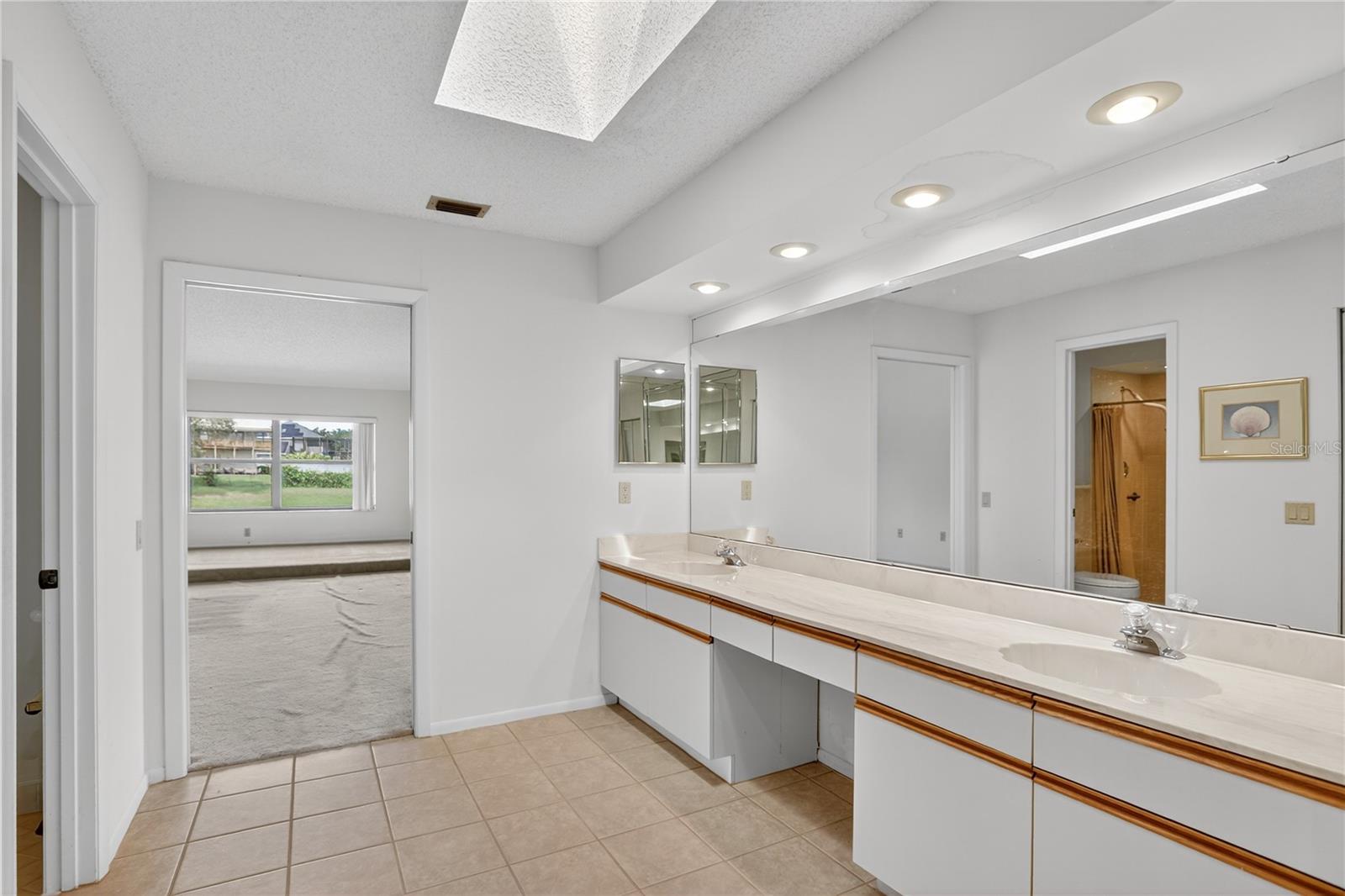 ORANGE TREE COUNTRY CLUB - Residential