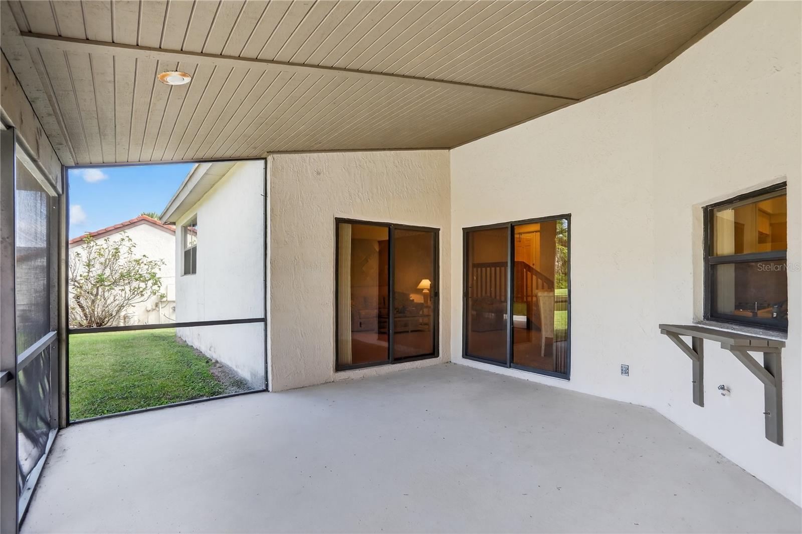 ORANGE TREE COUNTRY CLUB - Residential