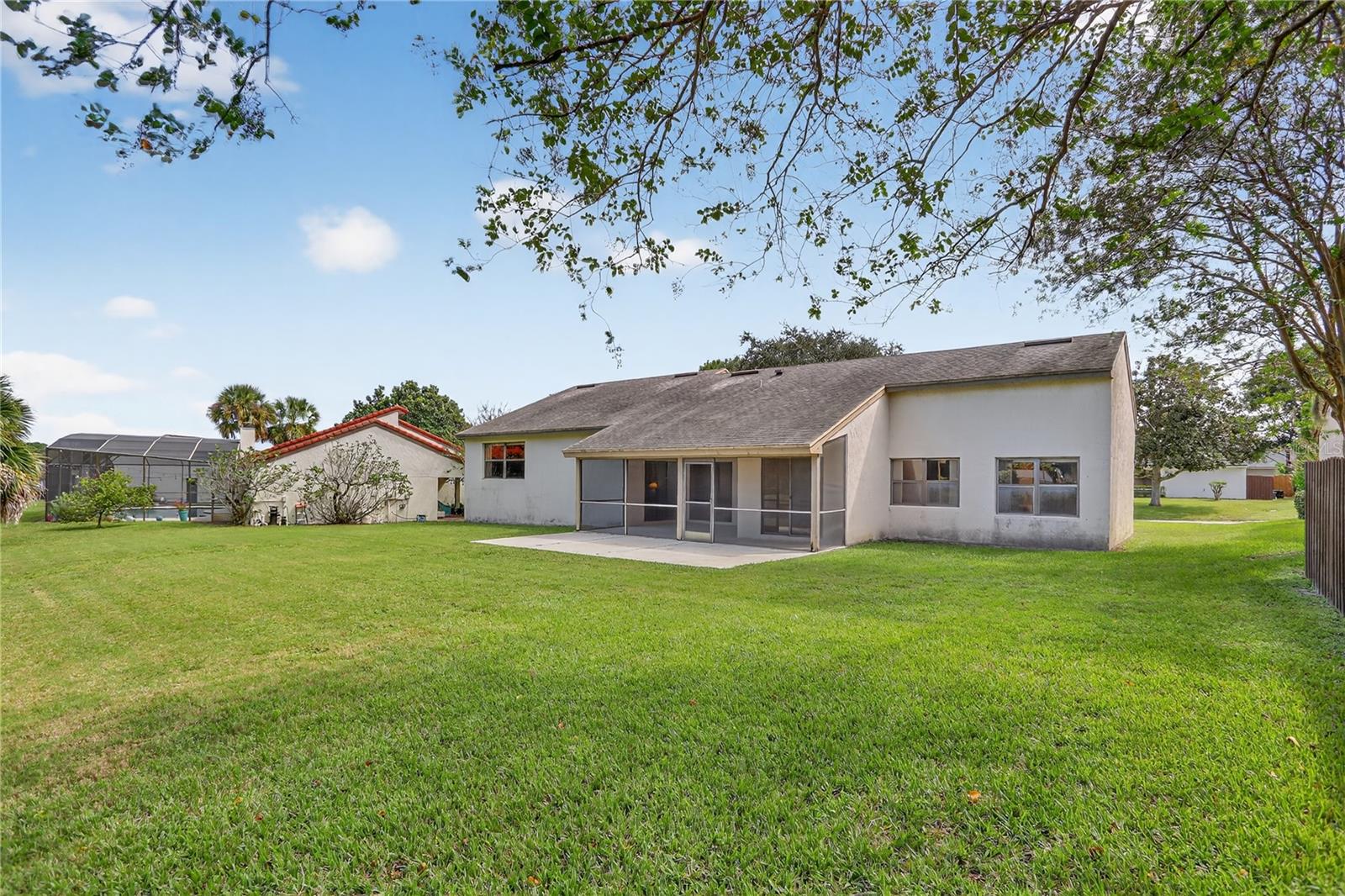 ORANGE TREE COUNTRY CLUB - Residential
