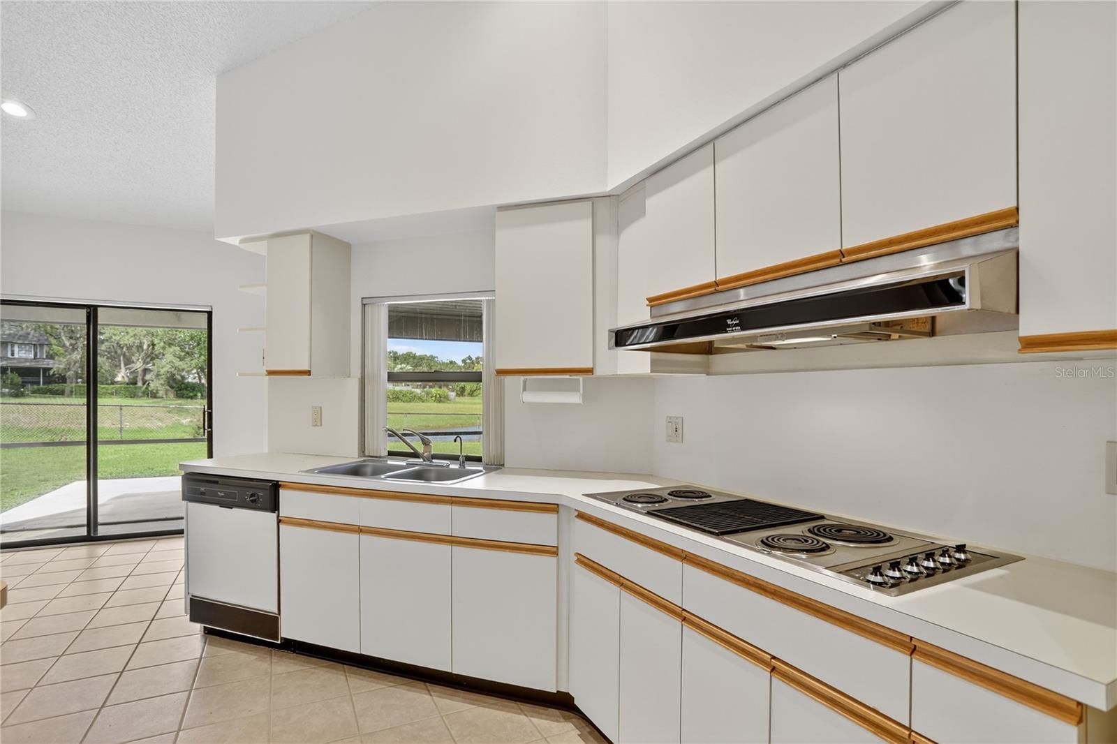 ORANGE TREE COUNTRY CLUB - Residential